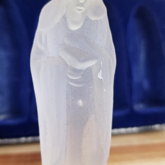 Vintage Roman Innovation Frosted Glass Nativity Scene Set of 6 with Box - Picture 10 of 15